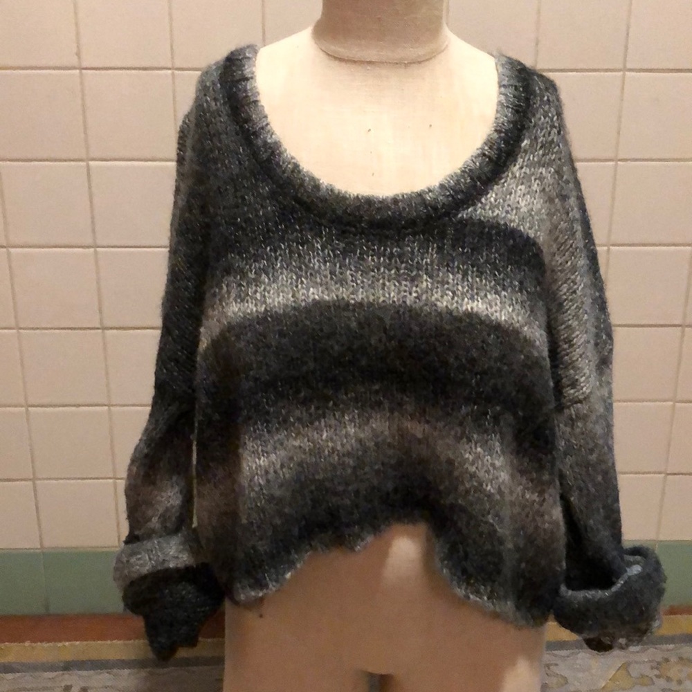 Ecoté Cropped Striped Sweater